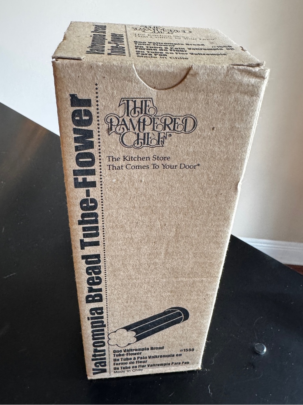 The Pampered Chef Valrompia Bread Tube-Flower #1550